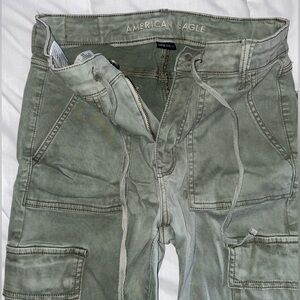 American Eagle Outfitters Women's Sage Green Super Stretch Cargo Jeans